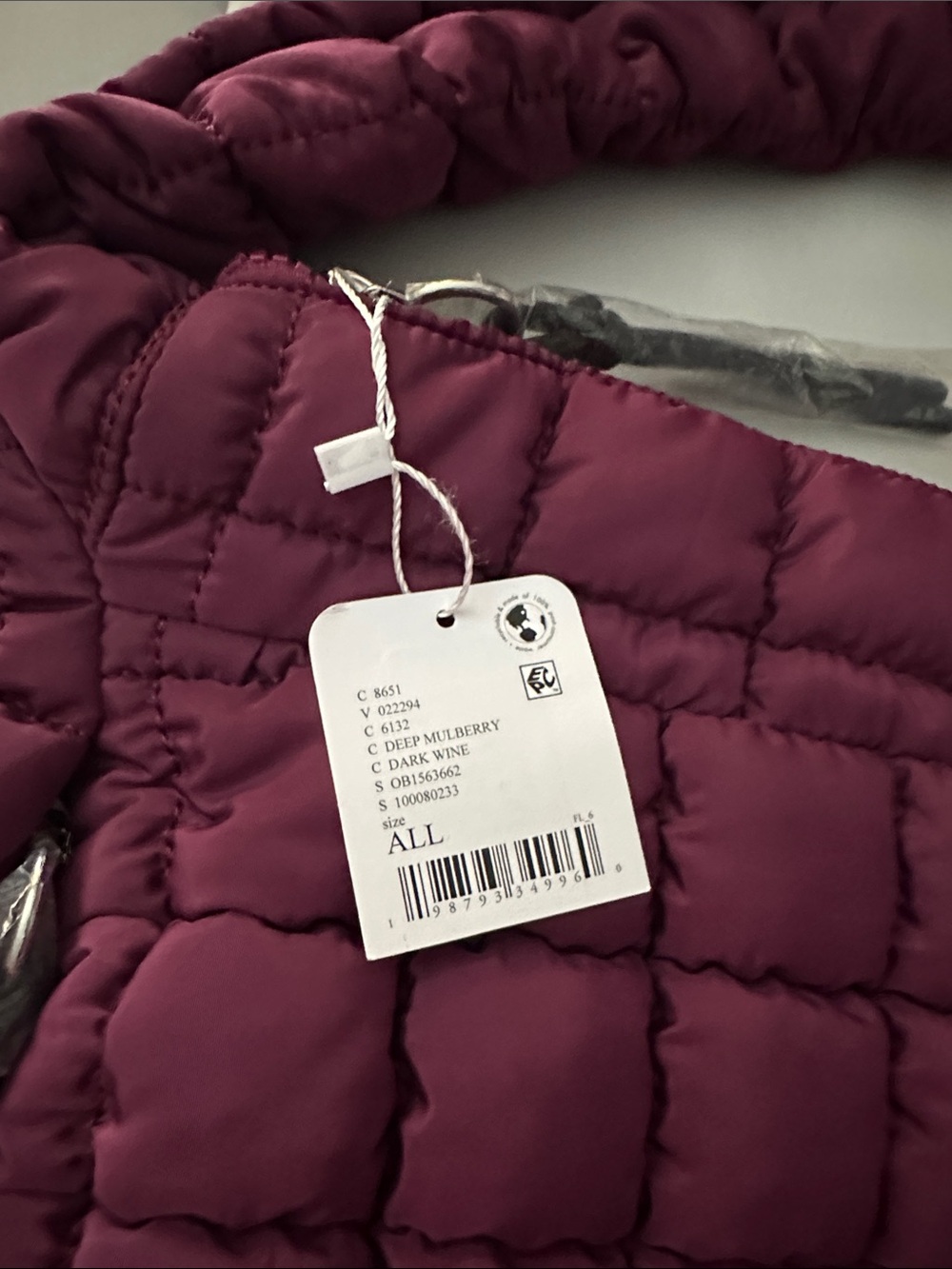 NWT Free People Movement |  Quilted Carryall Bag | Deep Mullberry - Picture 4 of 9